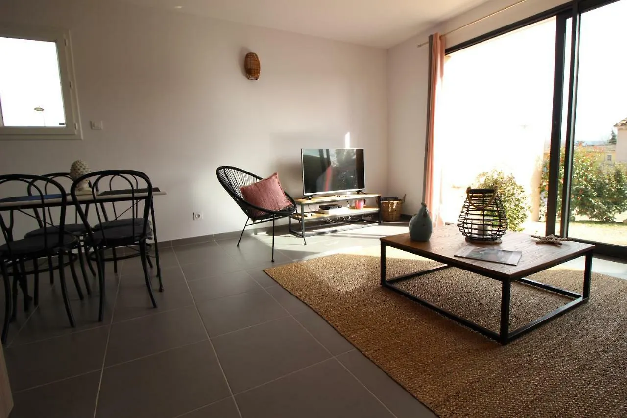 Le Clos De La Montagnette - Maison Avec Parking Et Jardin Villa L'Isle-sur-la-Sorgue Franciaország